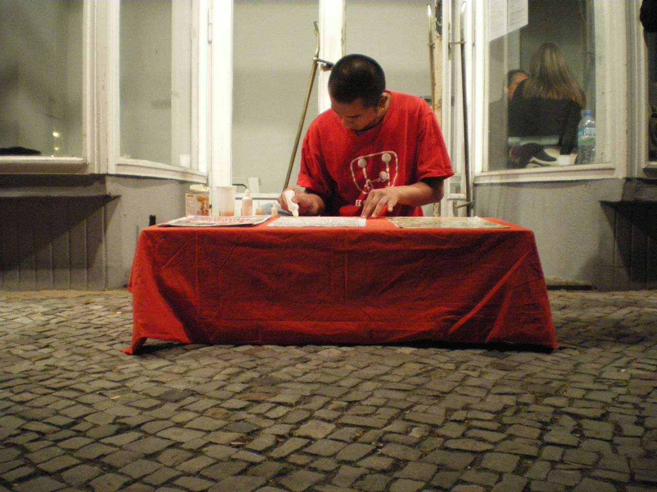 Photographic documentation of RYLLEGA Berlin (Performance by Nguyen Anh Tuan, 19 September 2008)